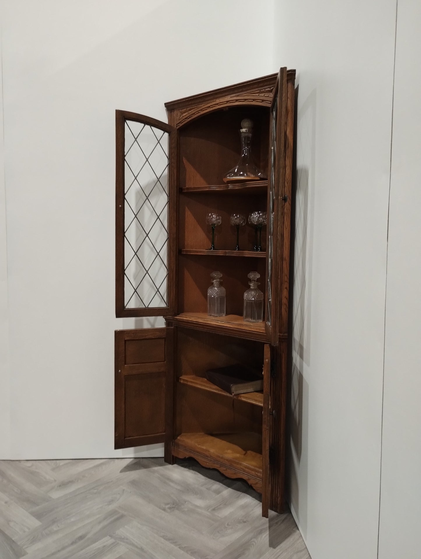 Corner Cabinet